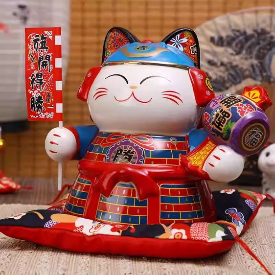 🐱💰 8นิ้ว แมวกวักนักรบชูธงชัย เคาะเปิดทรัพย์ เรียกเงินทอง ความสำเร็จ และความเฮงเข้าบ้าน ✨ รูปที่ 2