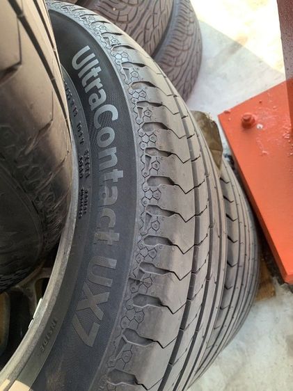 ลดราคาด่วน อยากได้ราคาไหนทักมา ขายล้อขอบ18 ใหม่มากพร้อมยางUx7สภาพใหม่ที่สุดใม่มีตำหนิ รูปที่ 3