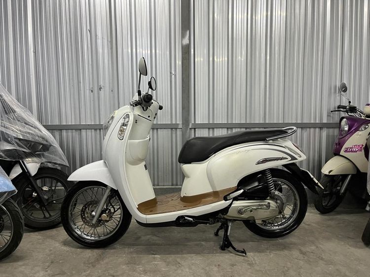 Honda รุ่น Scoopy i 110cc ปี 2014 สตาร์ทมือ รูปที่ 2