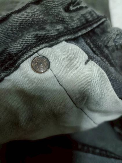 กางเกง Levi's รูปที่ 13