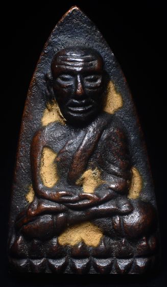 พระหลวงปู่ทวดเตารีด05 เนื้อเก่าๆ สภาพตามรูป แบ่งบูชา1000ครับ