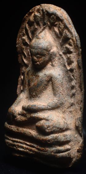 พระรอด ลำพูน เนื้อเขียว ผิวแห้งๆ ตามสภาพ แบ่งบูชา 1000ครับ รูปที่ 4