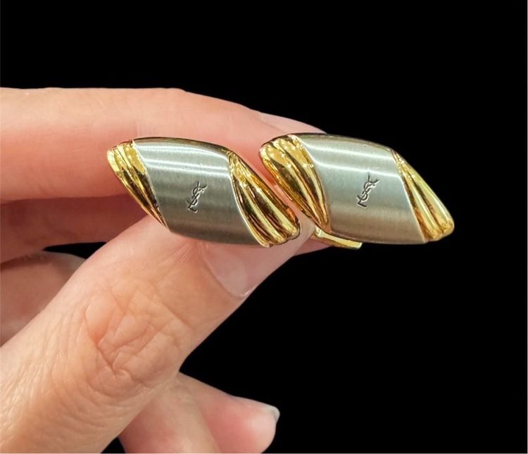 Cufflinks YvesSaintLauarent   คัฟลิงค์ YSL