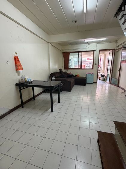 🏡🔥 ขายทาวน์เฮ้าส์ 2 ชั้น ซอยเรวดี 57 แยก 4 นนทบุรี 🔥🏡 ขนาด 17 ตร.วา ทำเลดี เข้า–ออกสะดวก ใกล้ถนนหลัก เหมาะอยู่อาศัยหรือซื้อไว้ลงทุน 📣ใก รูปที่ 3