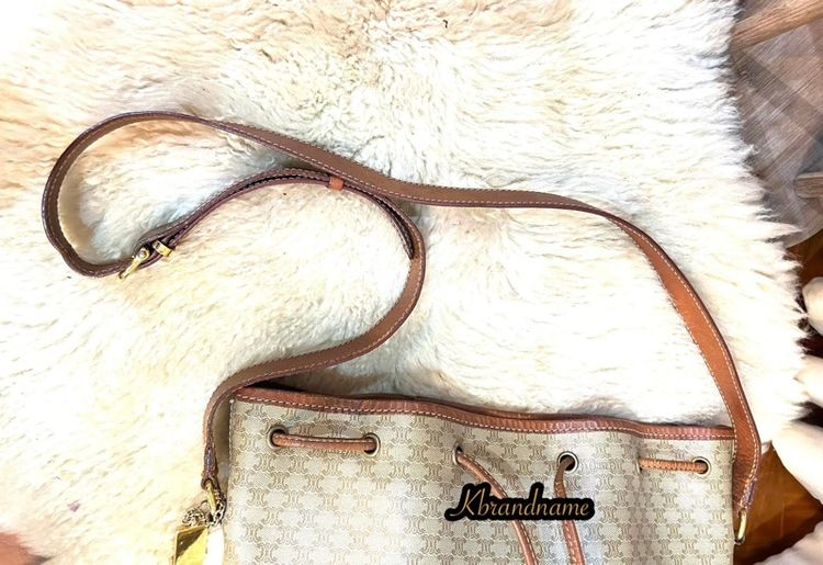 Celine Vintage Bucket Shoulder Bag  รูปที่ 17