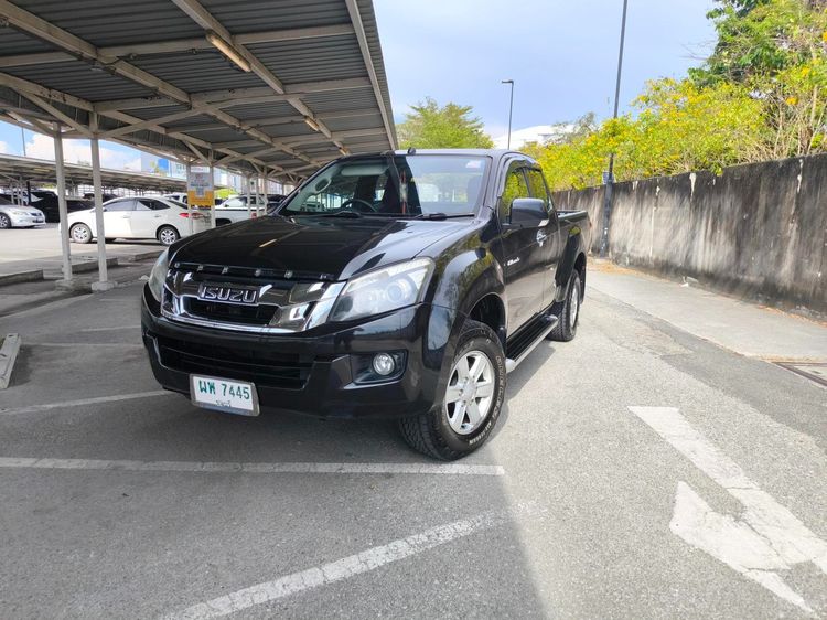 รถ Isuzu D-MAX 2.5 Hi-Lander L สี ดำ
