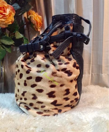 Alexander Wang Diego Bucket Shoulder Bag Limited  รูปที่ 4