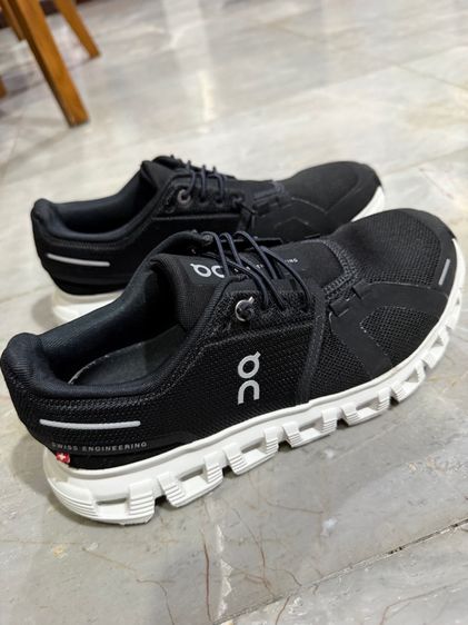 รองเท้าผ้าใบ ดำ UK 4.5 | EU 37 1/3 | US 6 รองเท้า oncloud women 6.5us