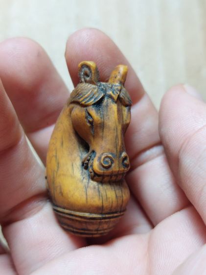 เครื่องรางม้าหมากรุกหลวงพ่อเงินวัดบางคลานชิ้นใหญ่