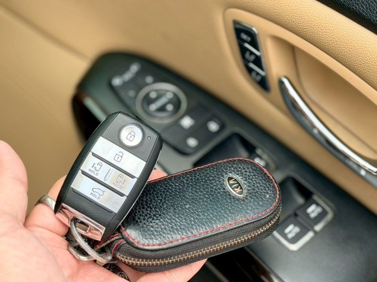 Kia Grand Carnival 2020 2.2 SXL Utility-car ดีเซล ไม่ติดแก๊ส เกียร์อัตโนมัติ เทา รูปที่ 3