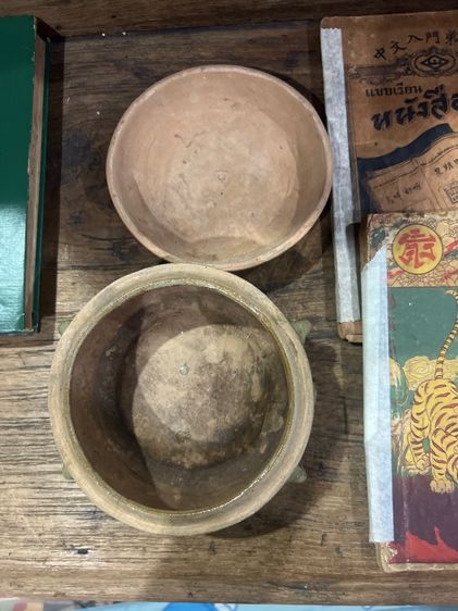 โถพูลเขีนวไข่กาโบราณ รูปที่ 2