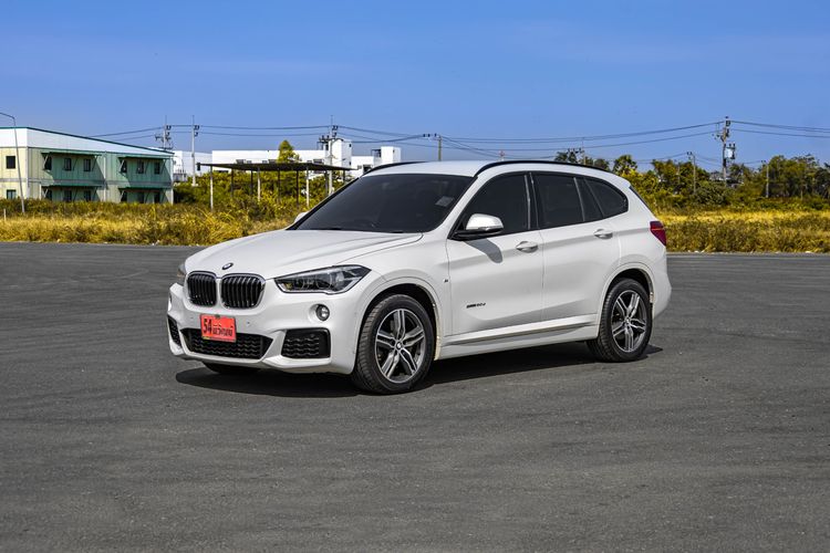 BMW X1 2019 2.0 sDrive20d M Sport Utility-car ดีเซล ไม่ติดแก๊ส เกียร์อัตโนมัติ ขาว รูปที่ 3