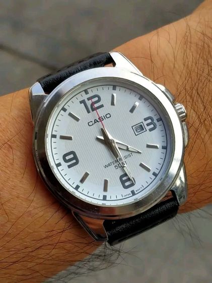 นาฬิกา Casio ถ่าน
สภาพดี เดินดี ใช้งานปกติ รูปที่ 8
