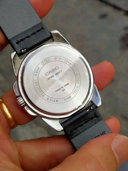 นาฬิกา Casio ถ่าน
สภาพดี เดินดี ใช้งานปกติ รูปที่ 6