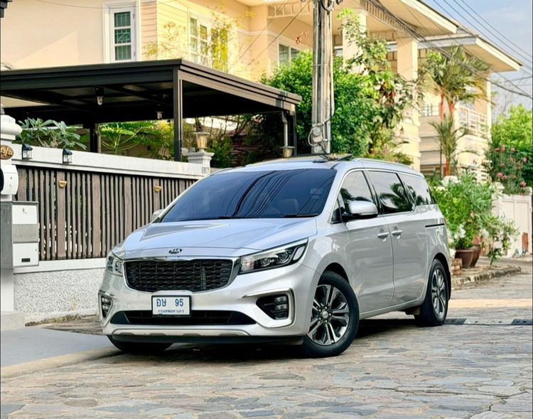 Kia Grand Carnival 2020 2.2 SXL Utility-car ดีเซล ไม่ติดแก๊ส เกียร์อัตโนมัติ เทา รูปที่ 2