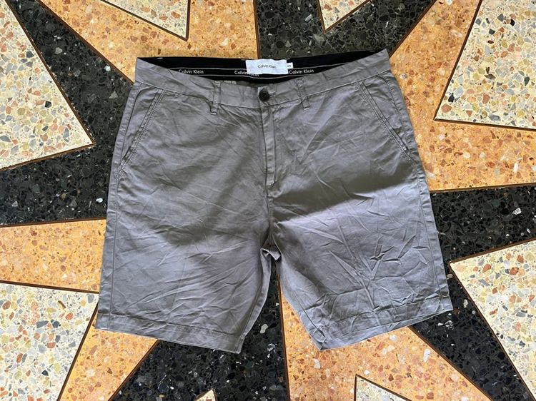 เทา กางเกงขาสั้น 📌CALVIN KLIEN -ขาสั้นแท้💯 เอว35-36