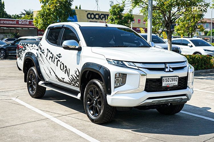 Mitsubishi Triton 2020 2.4 GT Plus Pickup ดีเซล ไม่ติดแก๊ส เกียร์อัตโนมัติ ขาว รูปที่ 3