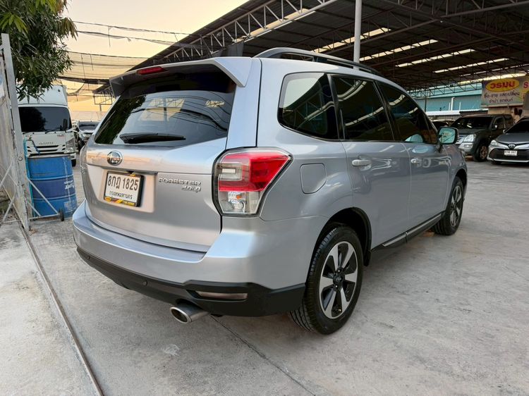 Subaru Forester 2018 2.0 i-P 4WD Sedan เบนซิน ไม่ติดแก๊ส เกียร์อัตโนมัติ เทา รูปที่ 4