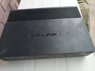 ขาย HUB tp-link 16 port มือ2 ใช้ได้ทุกพอรท มีหม้อแปลงให้ขาย ราคา159 บาท  รูปที่ 2
