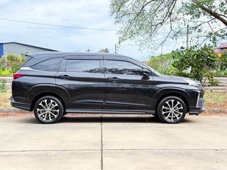 ฟรีดาวน์ TOYOTA VELOZ 1.5PREMIUM รุ่นท๊อปสุด วิ่งเพียง 50,000 กม.สีดำ ปี2565(2022) รถสวยมือเดียวป้ายแดง.