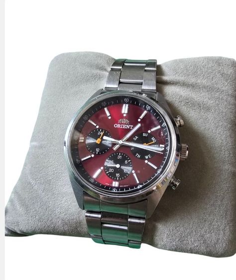 เงิน ​🍷(Rare Item)Orient Quartz Chronograph หน้าแดงเบอร์กันดี สวยหรู ดูแพง‼️ แถมฟรีพัดลมพกพา❗️