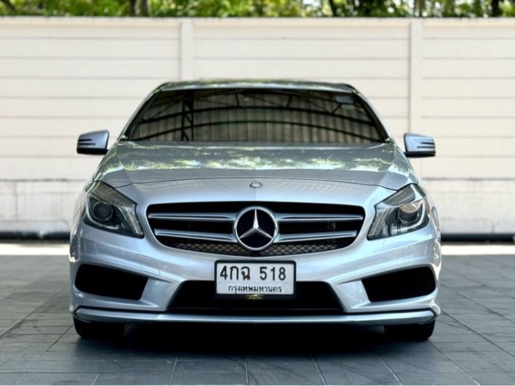 รถ Mercedes-Benz A-Class A180 สี บรอนซ์เงิน