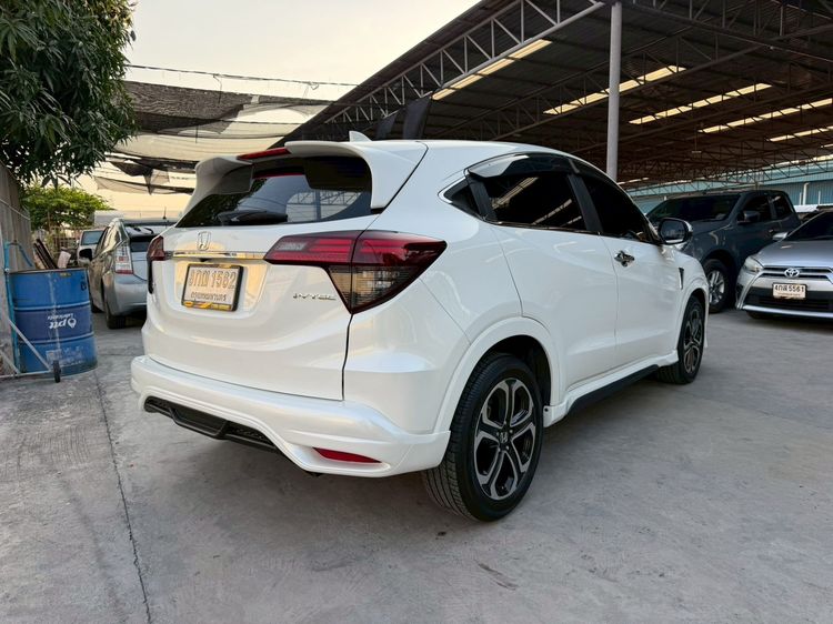 Honda HR-V 2018 1.8 EL Sedan เบนซิน ไม่ติดแก๊ส เกียร์อัตโนมัติ ขาว รูปที่ 4