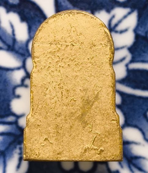 พระรูปหล่อพระเจ้าตากสินนั่งบัลลังก์ค่ะ รูปที่ 12