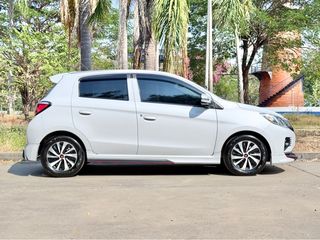 ฟรีดาวน์ MITSUBISHI MIRAGE 1.2GLX ปี2565(จดทะเบียน2022) เกียร์ออโต้ รถเจ้าเดียวออกร้าน วิ่งเพียง 60,000 กม.สีขาว.