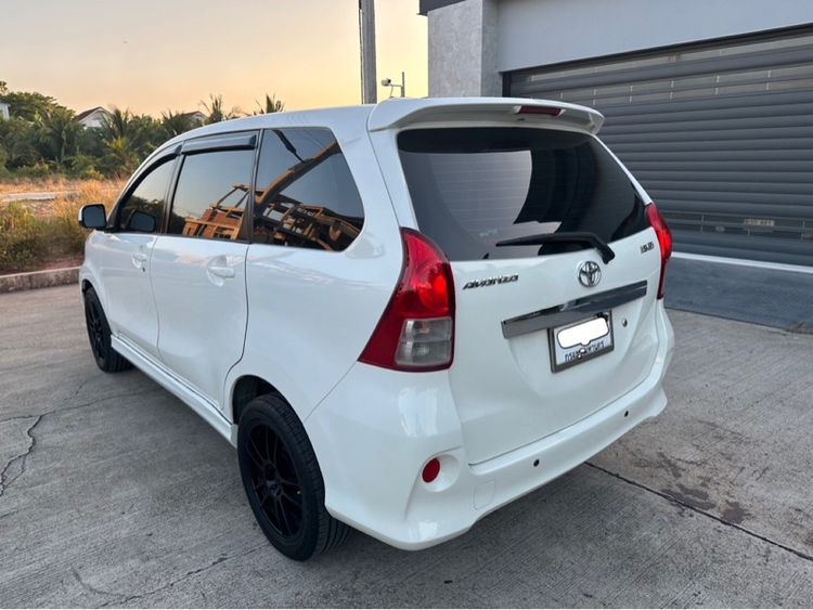 Toyota Avanza 2013 1.5 S Utility-car เบนซิน เกียร์อัตโนมัติ ขาว รูปที่ 4