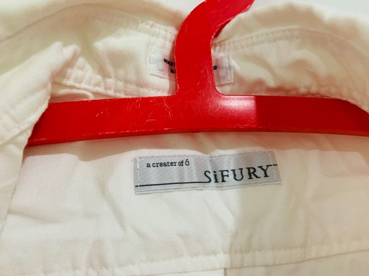 เสื้อเชิ้ต made in JAPAN 🇯🇵 แท้ 💯 size วัดจริงขนาด อก 20.5 ยาว 28 นิ้ว สภาพใหม่มาก ทรงสวย ดีเทลสวย หายากน่าสะสมครับ รูปที่ 5