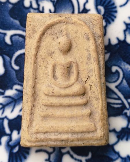 พระผงสมเด็จพอมพ์ใหญ่118ปีหลังตรายางค่ะ รูปที่ 3