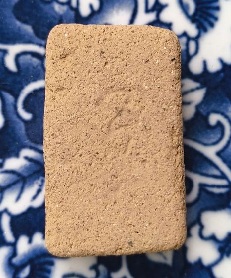 พระผงสมเด็จพอมพ์ใหญ่118ปีหลังตรายางค่ะ รูปที่ 10