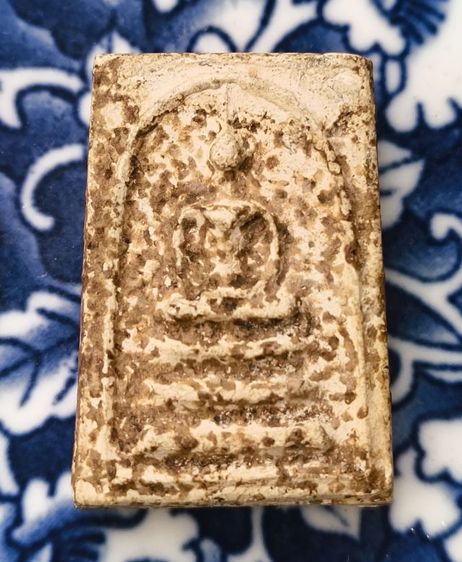 พระผงสมเด็จพอมพ์ใหญ่118ปีหลังตรายางค่ะ รูปที่ 13