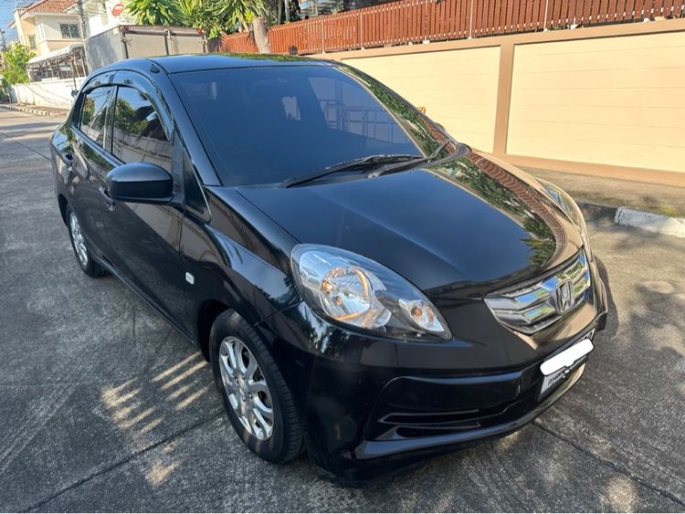 Honda Brio 2014 1.2 Amaze V Sedan เบนซิน เกียร์อัตโนมัติ ดำ รูปที่ 3