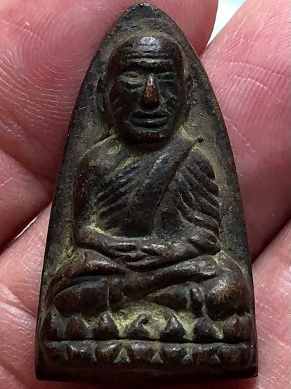 รูปหล่อเก่าคะ