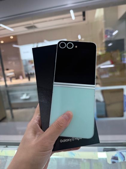 Samsung Galaxy Flip6 512gb เครื่องสวย ใช้งานปกติทุกอย่าง รูปที่ 2