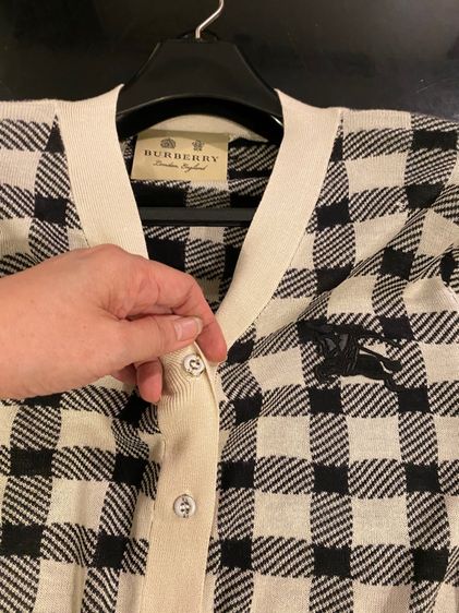 เบอร์เบอรึ่เสื้อคาร์ดิแกน สภาพใหม่เอี่ยม รูปที่ 5