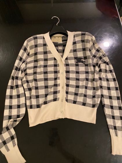 เบอร์เบอรึ่เสื้อคาร์ดิแกน สภาพใหม่เอี่ยม รูปที่ 4