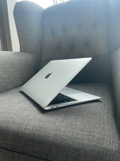 MacBook Air m1 13 นิ้ว สภาพสวย ไร้รอย รูปที่ 3