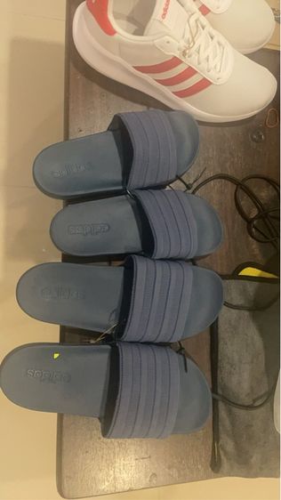 รองเท้าแตะ Adidas รูปที่ 2