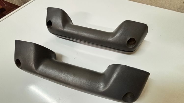 มือจับประตูด้านใน ปาเหลี่ยม