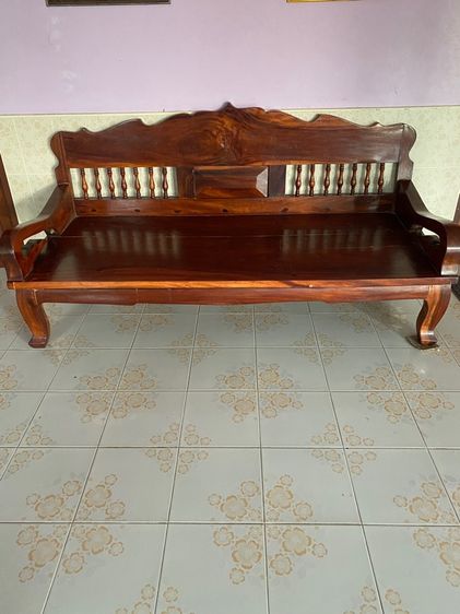 โซฟาไม้  ยาว 194 เซนติเมตร กว้าง 79 เซนติเมตร