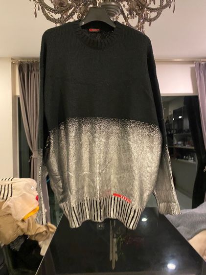 ปราด้า(ติดจอง)เสื้อแขนยาว ไหมพรมอิตาลี สีดำ- เงิน สภาพใหม่เอี่ยม รูปที่ 5