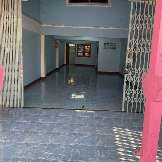 🏡 ขายทาวน์เฮ้าส์ 2 ชั้นครึ่ง ในเมืองลพบุรี
 รูปที่ 3