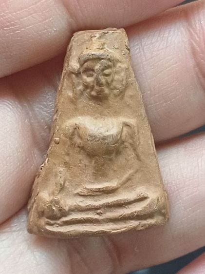 พระผงสุพรรณหน้าแก่