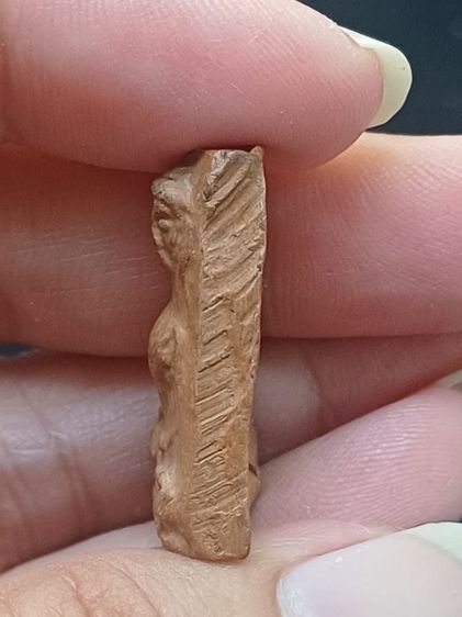 พระผงสุพรรณหน้าแก่ รูปที่ 4