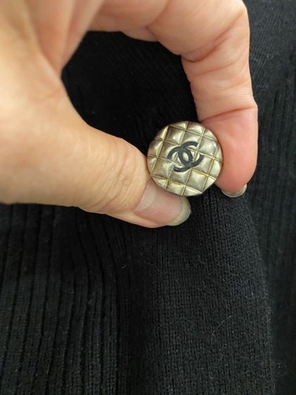 ชาแนล (ติดจองค่ะ)เสื้อคลุมแจ๊กเกต แขนโคมไฟ สภาพใหม่เอี่ยม รูปที่ 4