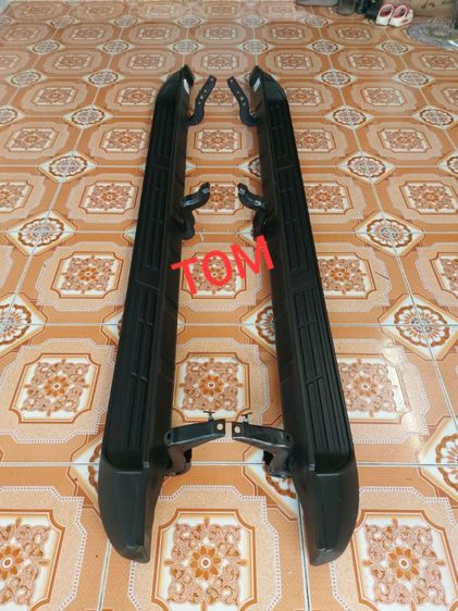 บันไดข้าง Revo 4 ประตูของแท้