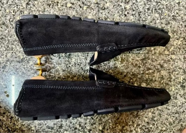 Louis Vuitton Damier Embossed Suede Leather Moccasin เบอร์7.5 รูปที่ 3